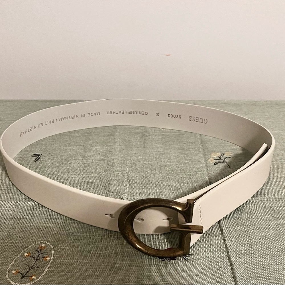 Guess Ivory Genuine Leather Belt with Bronze Buckle